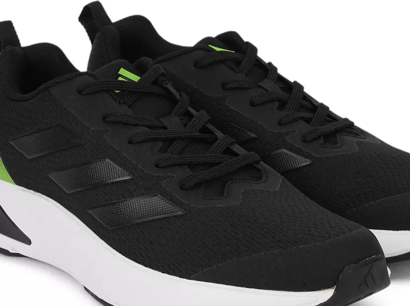 Grip -ed run M Running Shoes For Men  (Black)