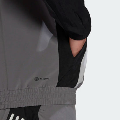 TRAINING QUARTER-ZIP TOP