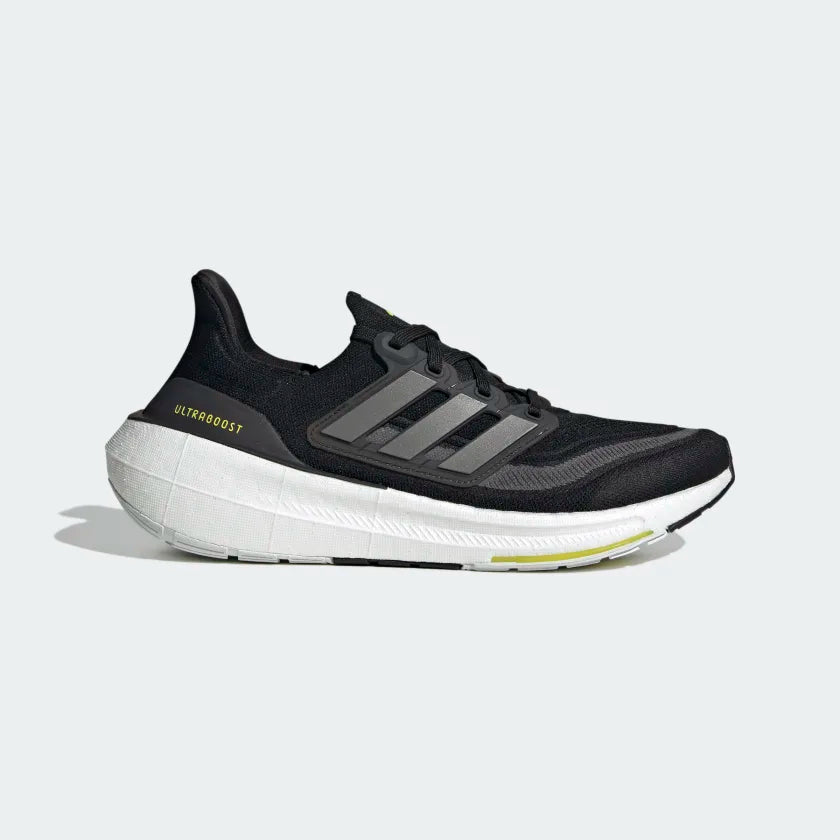 ULTRABOOST LIGHT SHOES